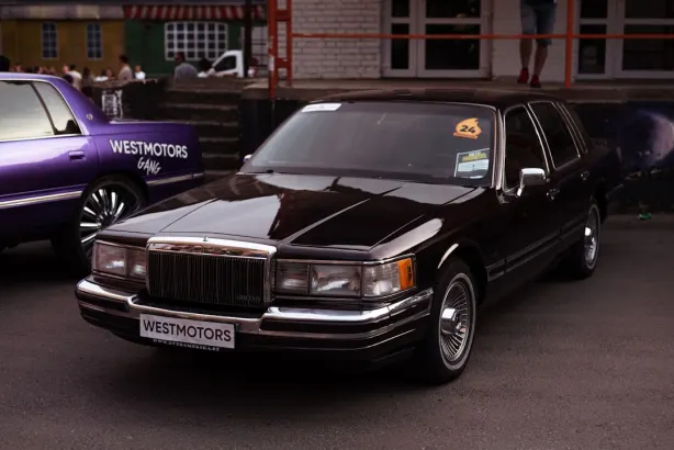 نوميني كازينو تطبيق أندرويد/آي أو إس